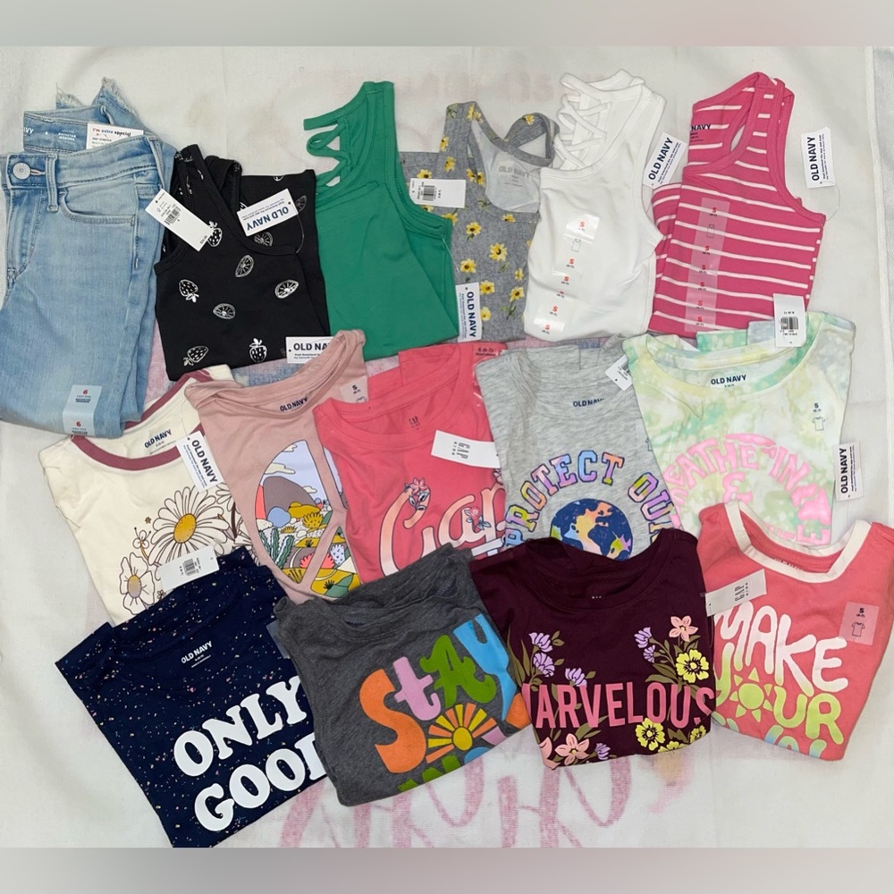 SOLD 18 piece Bundle